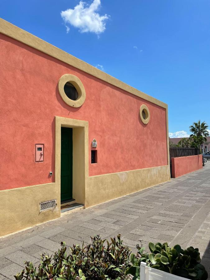 Villa Pomelia, Villa Nel Corso Di Santa Marina Salina A 50 Mt Dal Mare エクステリア 写真